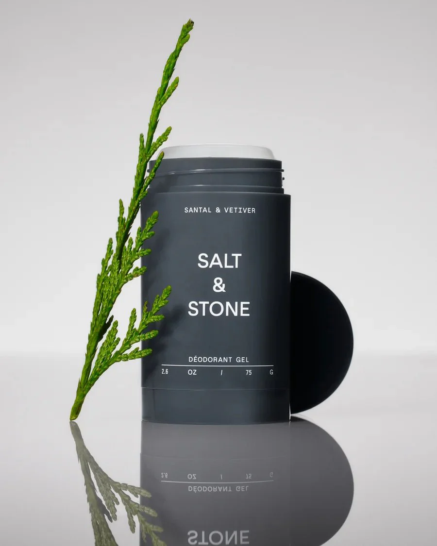 Дезодорант с ароматом Сантал и Ветивер без солей алюминия гелевый SALT & STONE Santal & Vetiver Extra Strength Natural Deodorant Gel 75g