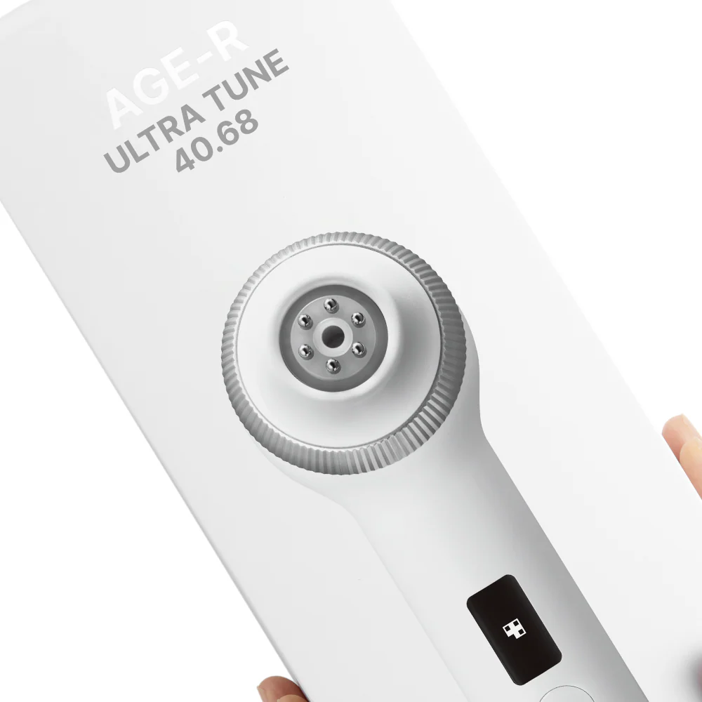 Массажер для ухода за кожей набор Medicube Age-R Ultra Tune 40.68 белый