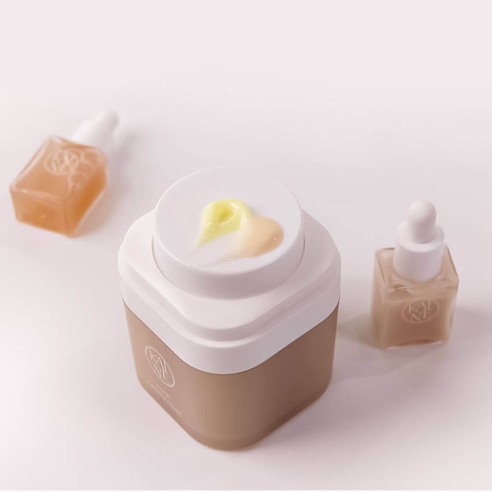 Омолаживающий крем c 2% кофеина и ретинолом Kaine Caffetinal Cream 50мл