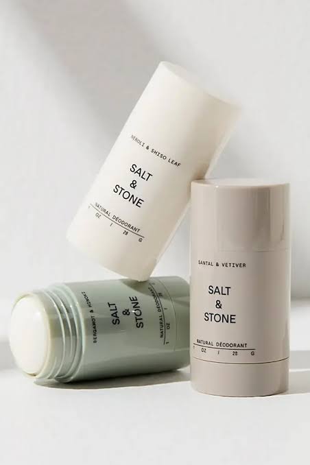 Набор дезодорантов в дорожном формате Salt and Stone Mini Deodorant Discovery Gift Set