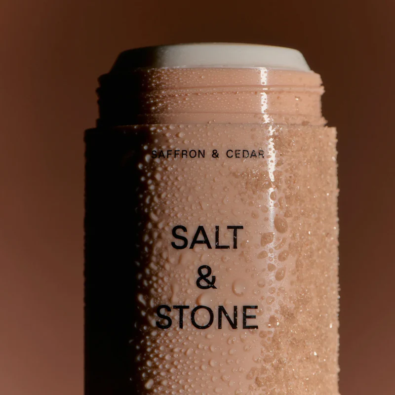 Дезодорант с ароматом шафран и кедр SALT & STONE Natural Deodorant Saffron & Cedar 75g