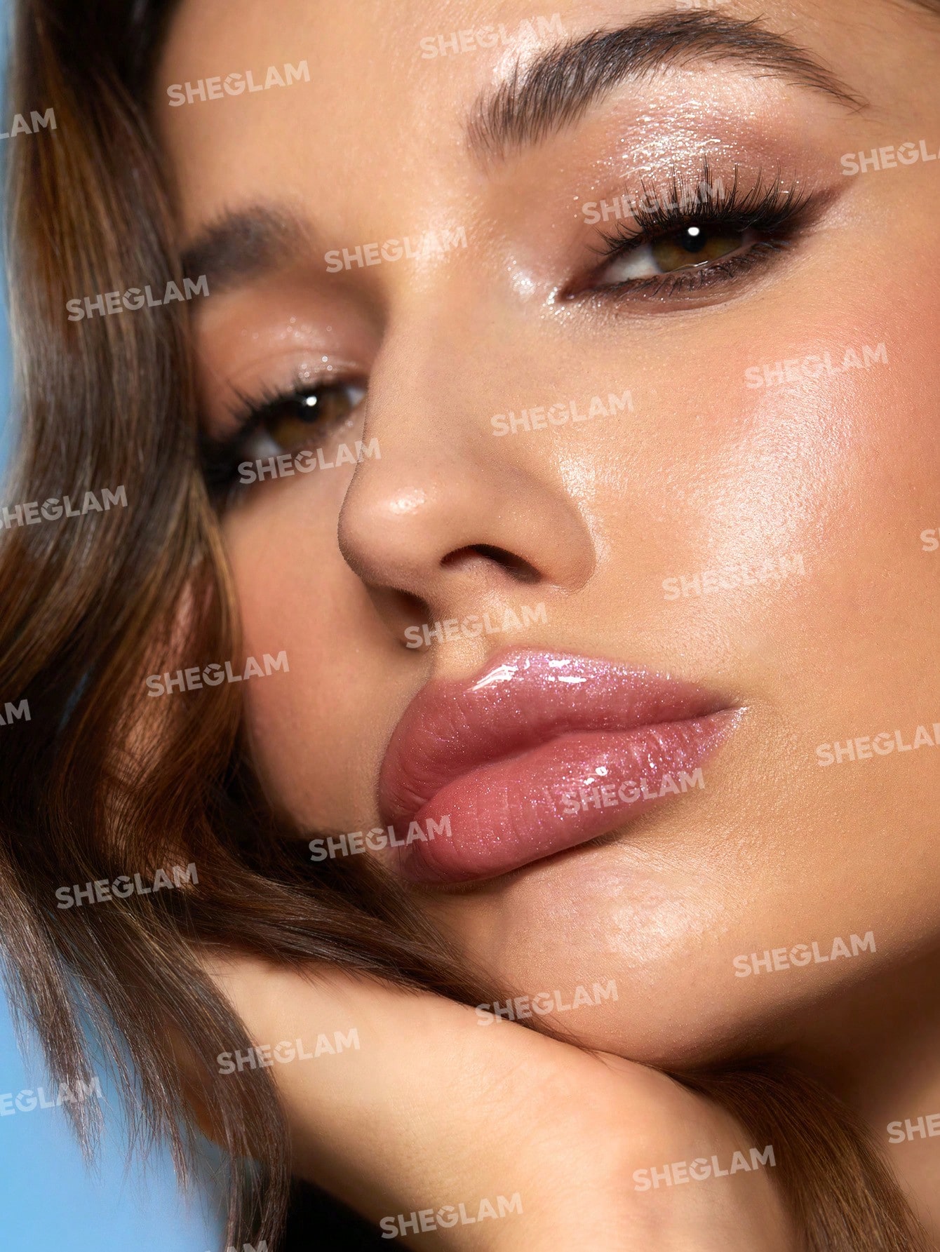 Блеск-плампер для губ Sheglam Pout-Perfect Shimmer Lip Plumper-Sugar Crystal оттенок Violet Fizz 