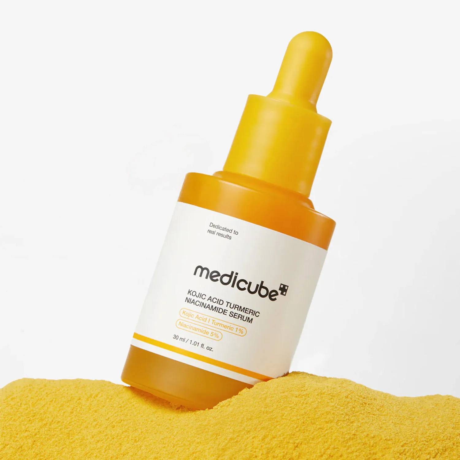 Капсульная сыворотка для сияния кожи medicube Kojic Acid Turmeric Niacinamide Serum 30ml