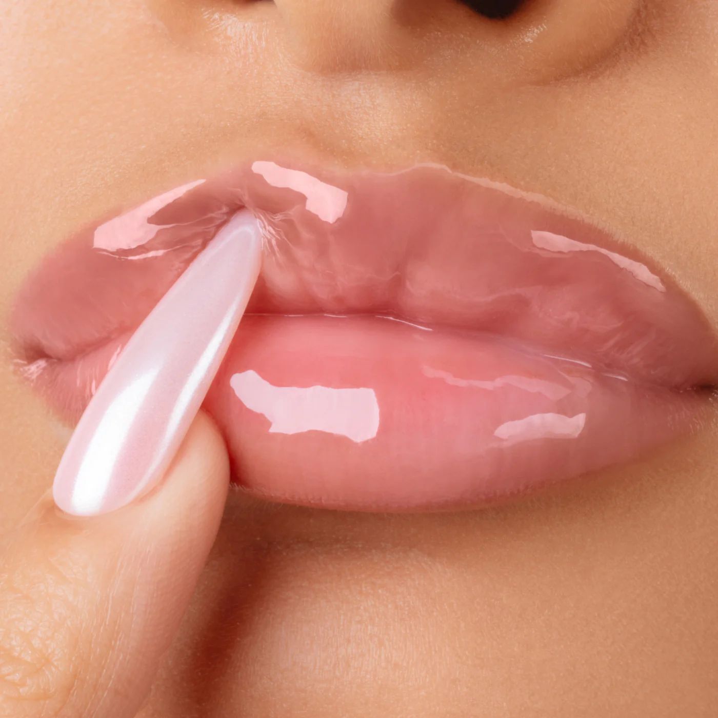 Масло для губ Gisou Honey Infused Lip Oil оттенок Vanilla Glaze 8мл