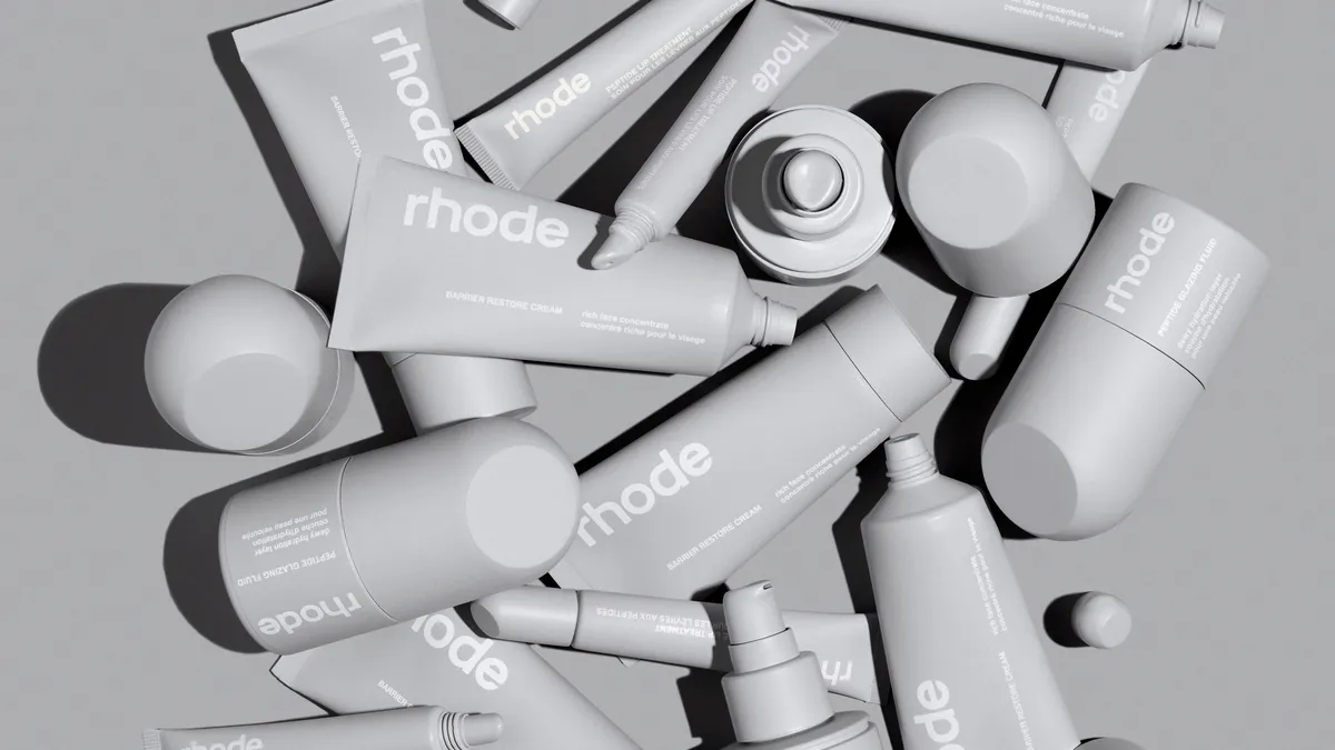 Rhode – Косметика и аксессуары от Хейли Бибер