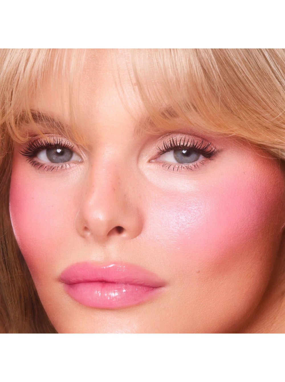 Кремовые румяна в стике Charlotte Tilbury Unreal Blush Stick оттенок Pinky Glow