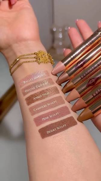 Кремовые тени в стике Charlotte Tilbury Exagger Eyes Easy Eyeshadow Stick оттенок Oyster Twilight 1.6g