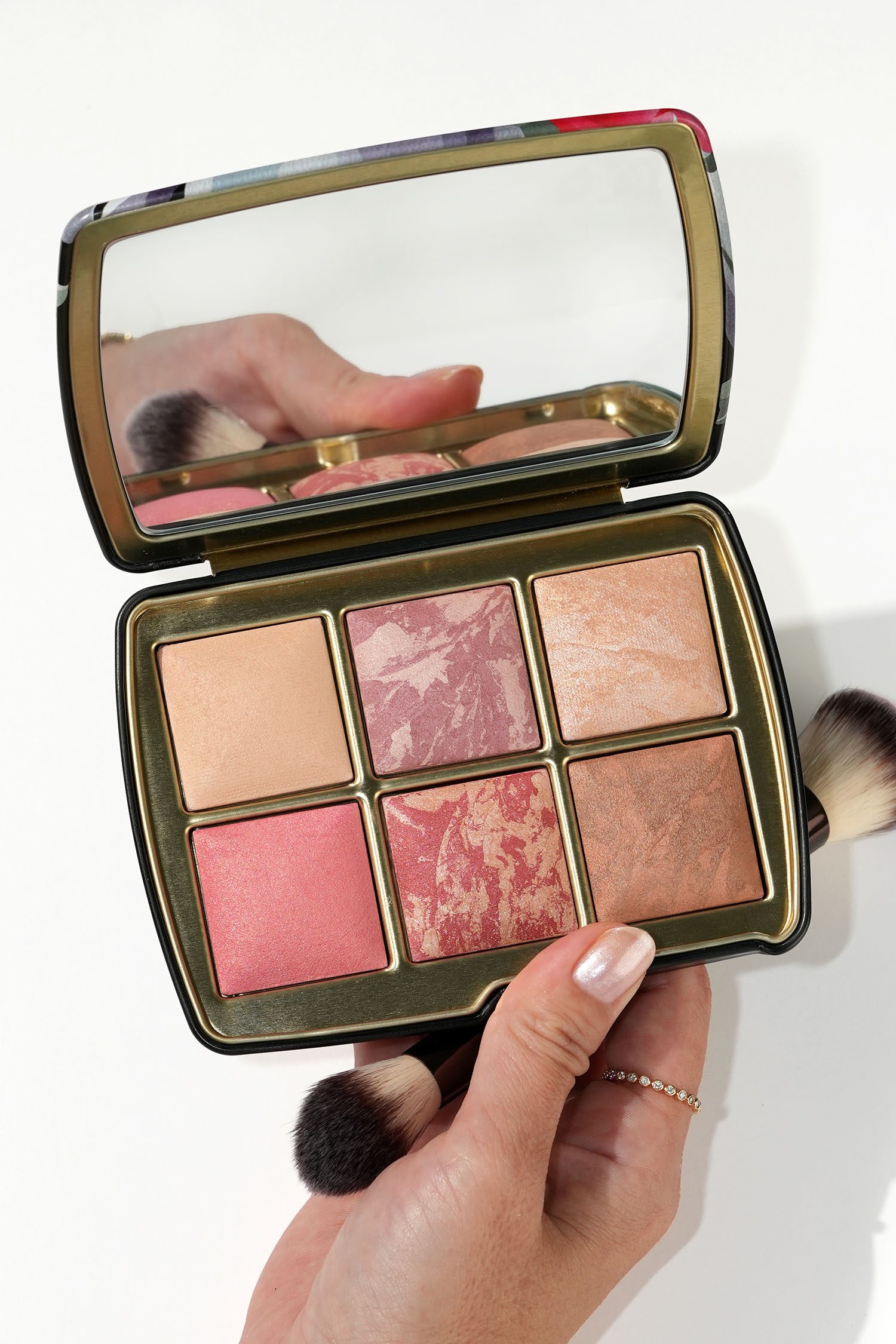Лимитированная палетка для лица Hourglass Ambient Lighting Edit Unlocked Palette оттенок Horse Palette