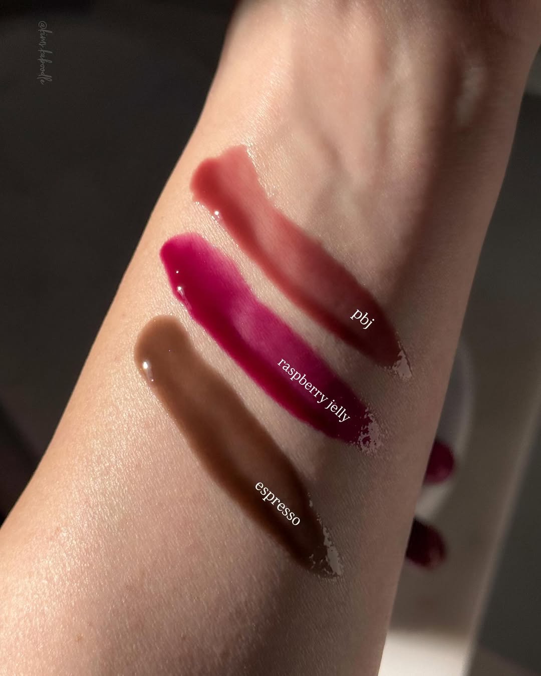Блеск для губ Rhode The Peptide Lip Tints  оттенок PBJ 10мл 