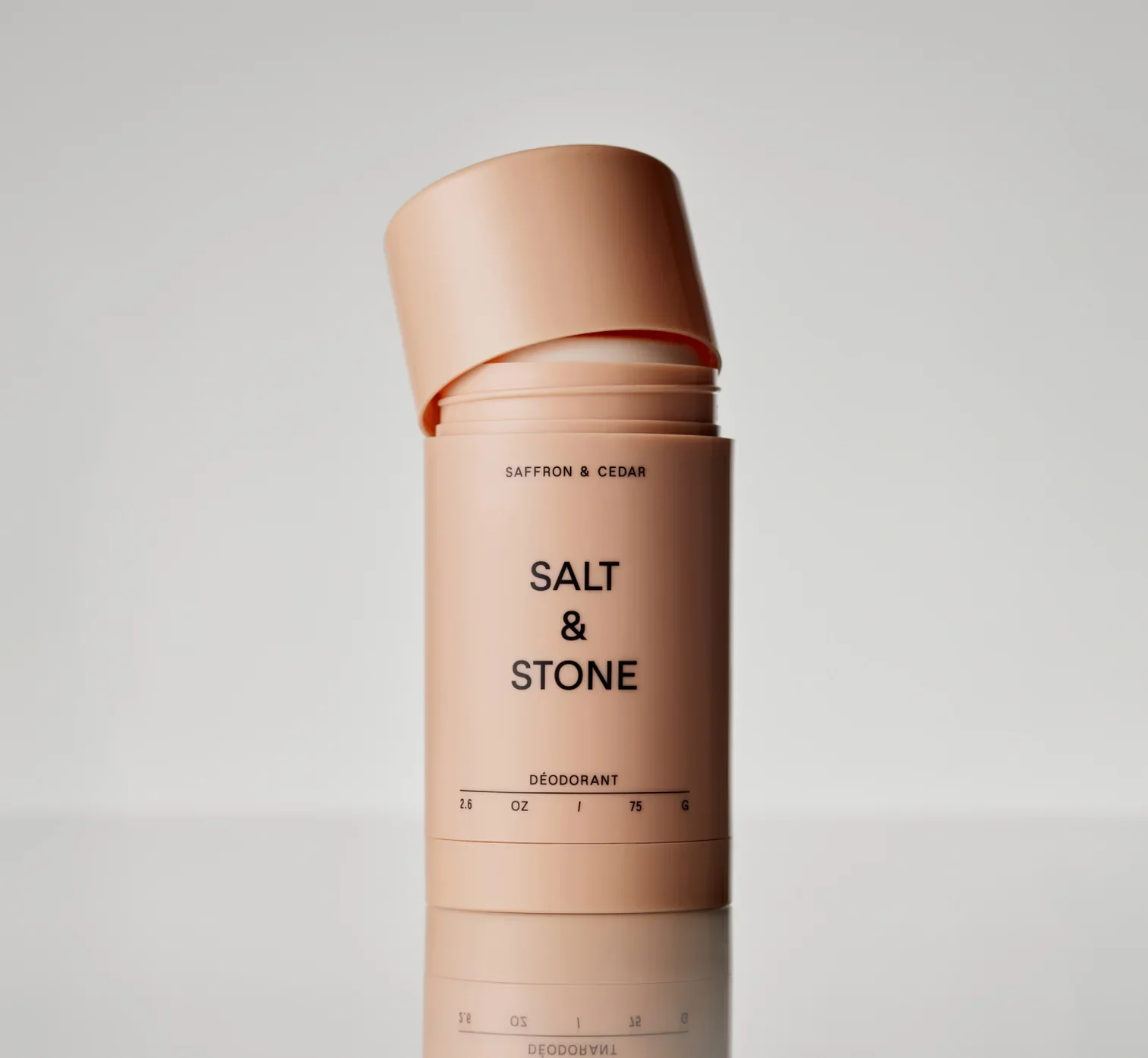 Дезодорант с ароматом шафран и кедр SALT and STONE Natural Deodorant Saffron and Cedar 75g