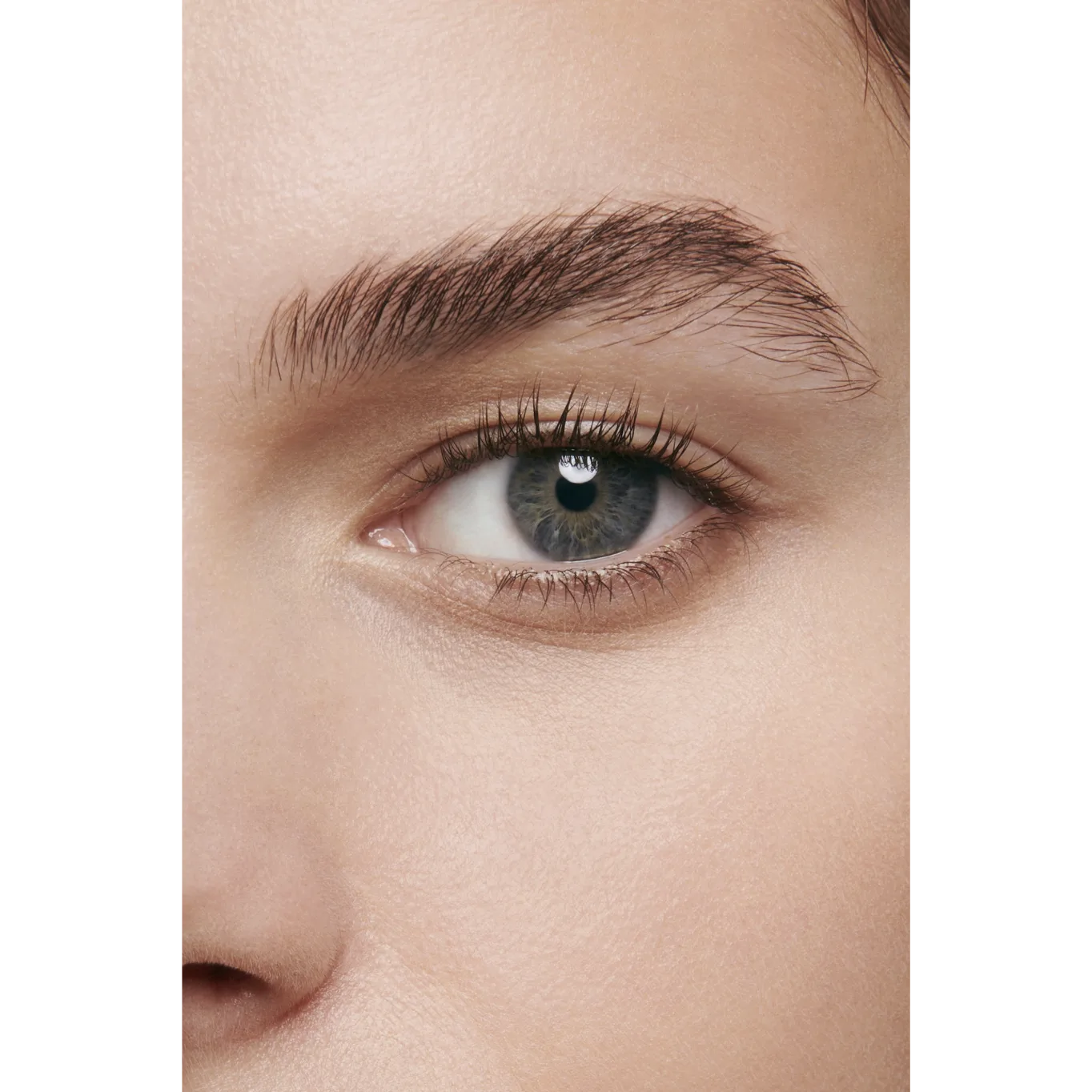 Консилер-сыворотка Chanel Les Beiges Correcteur оттенок B20 9ml