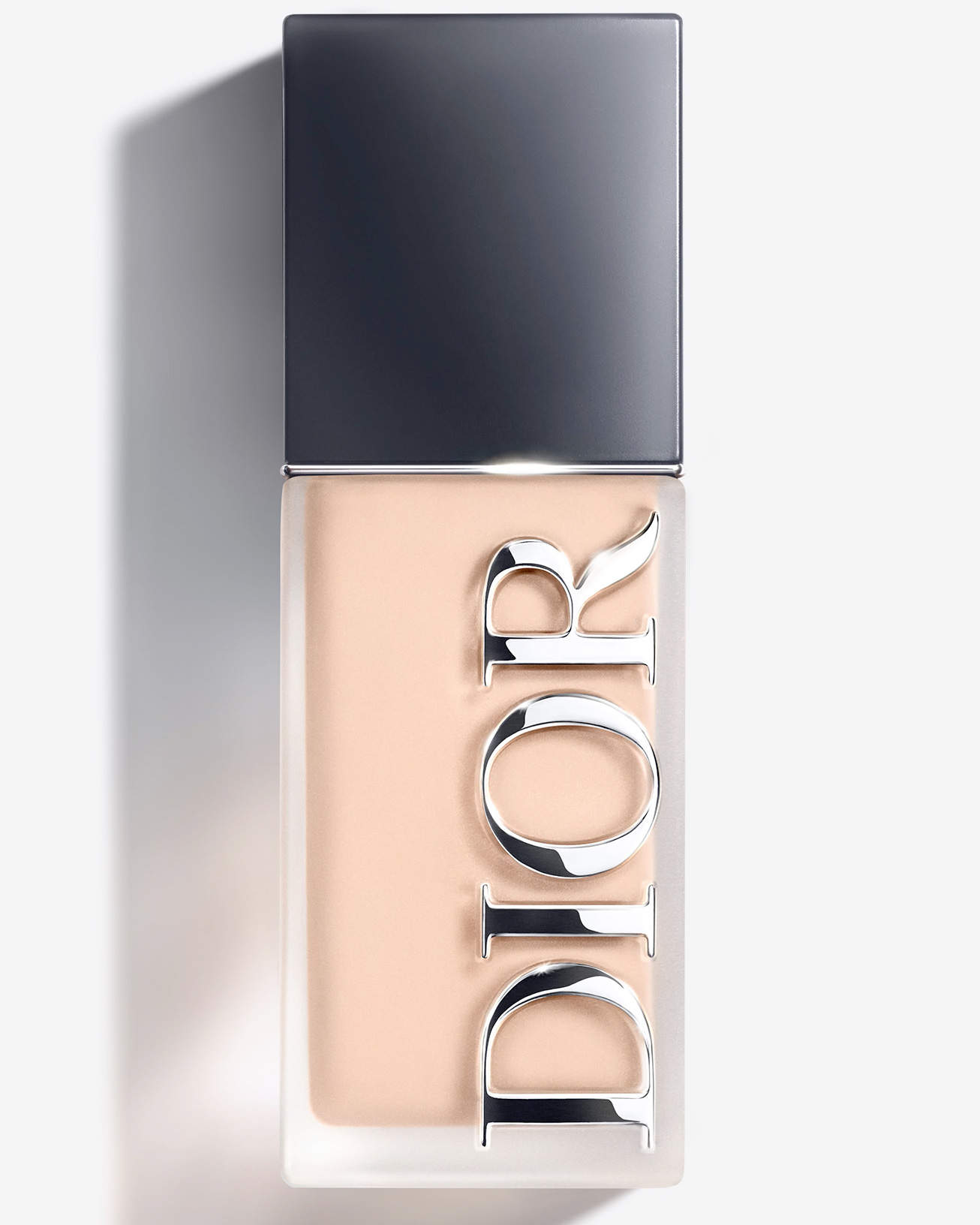 Тональный крем c матовым финишем с эффектом разглаживания DIOR Forever Skin Wear SPF 20 PA+++ оттенок 2N 30ml